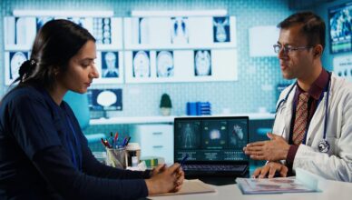 Integração entre software médico e CRM: Como fortalecer o relacionamento com pacientes