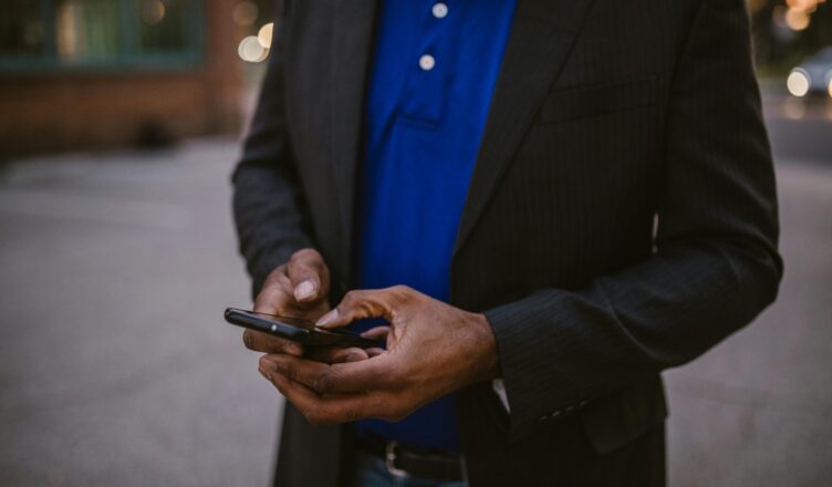 Descubra onde contratar internet ilimitada da Claro, opções de planos, cobertura e como escolher a melhor conexão para sua casa ou empresa.