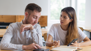 Inflação, dívidas e reorganização do orçamento mudam a relação do brasileiro com o crédito