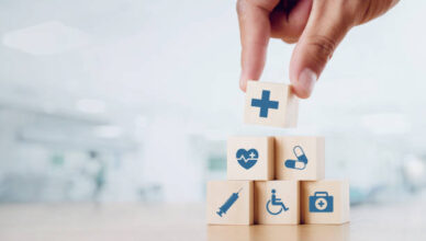 Entenda como o crescimento do setor de saúde influencia negócios, investimentos e a necessidade de soluções especializadas para atender novas demandas do mercado.